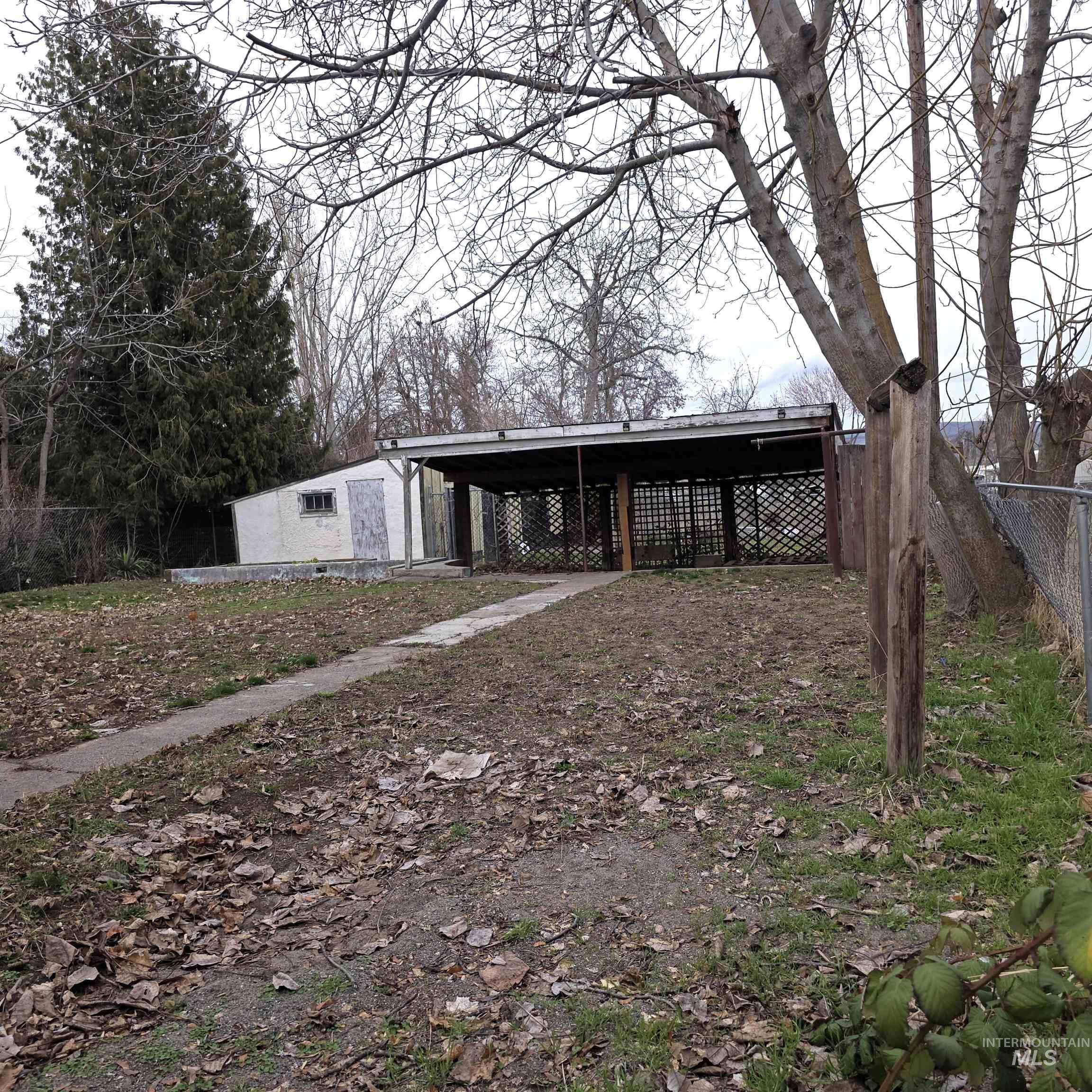 933&935.5 Preston Ave Property Photo 21