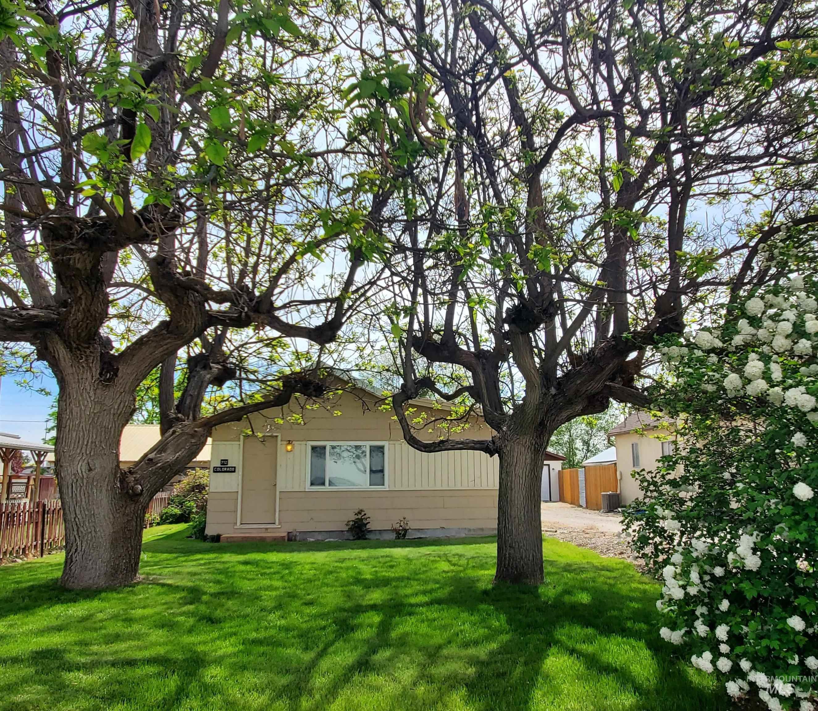 712 S Colorado Property Photo