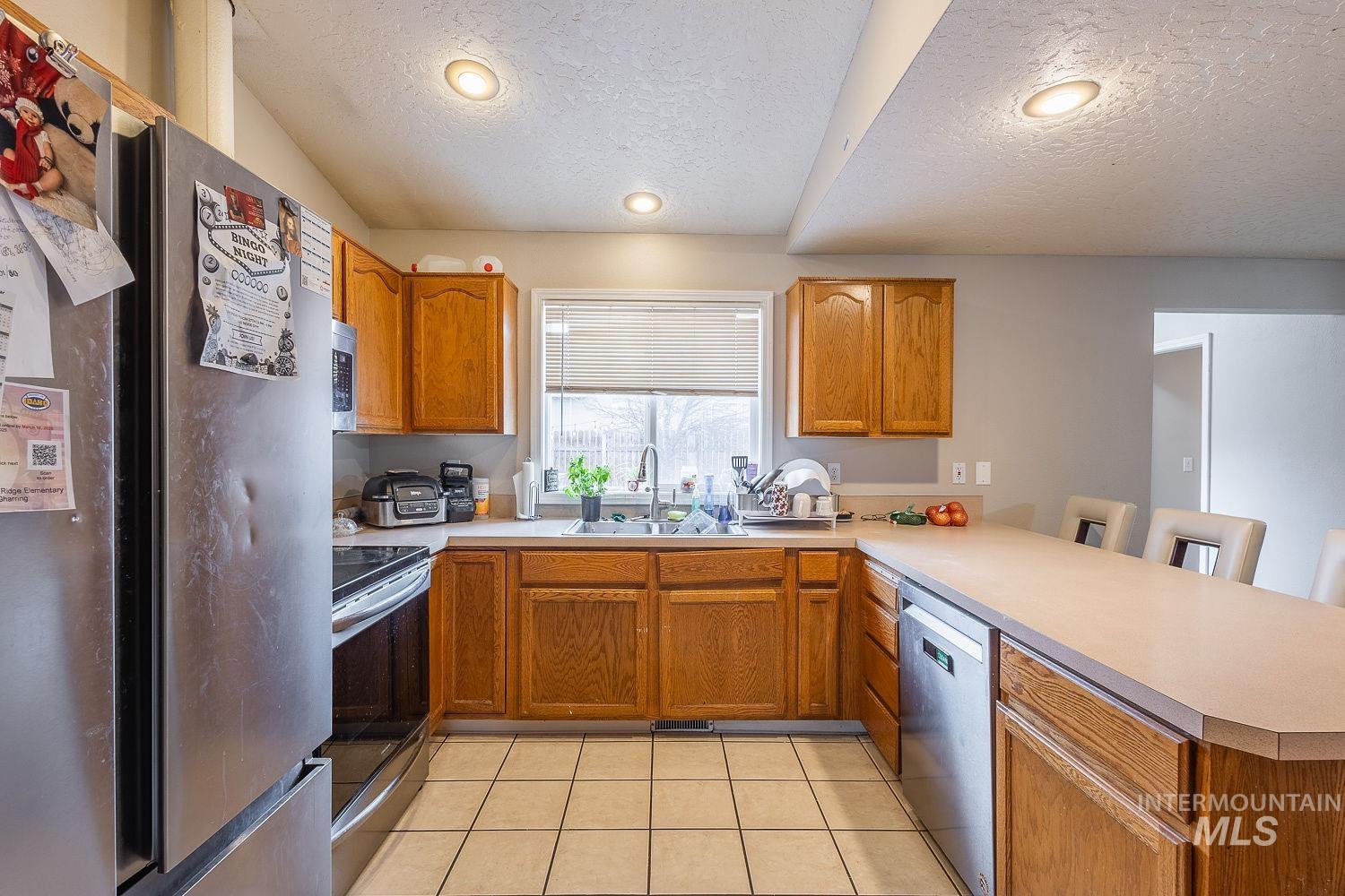 2909 Myrtlewood Way Property Photo 15