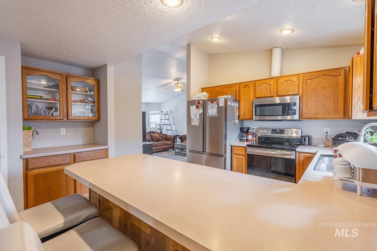 2909 Myrtlewood Way Property Photo 18