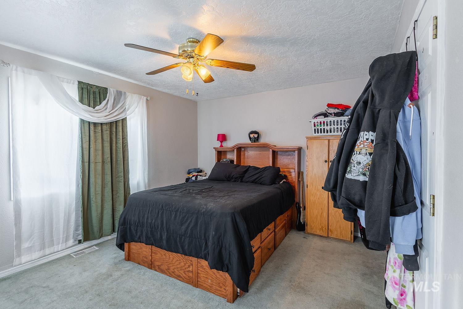 2909 Myrtlewood Way Property Photo 26