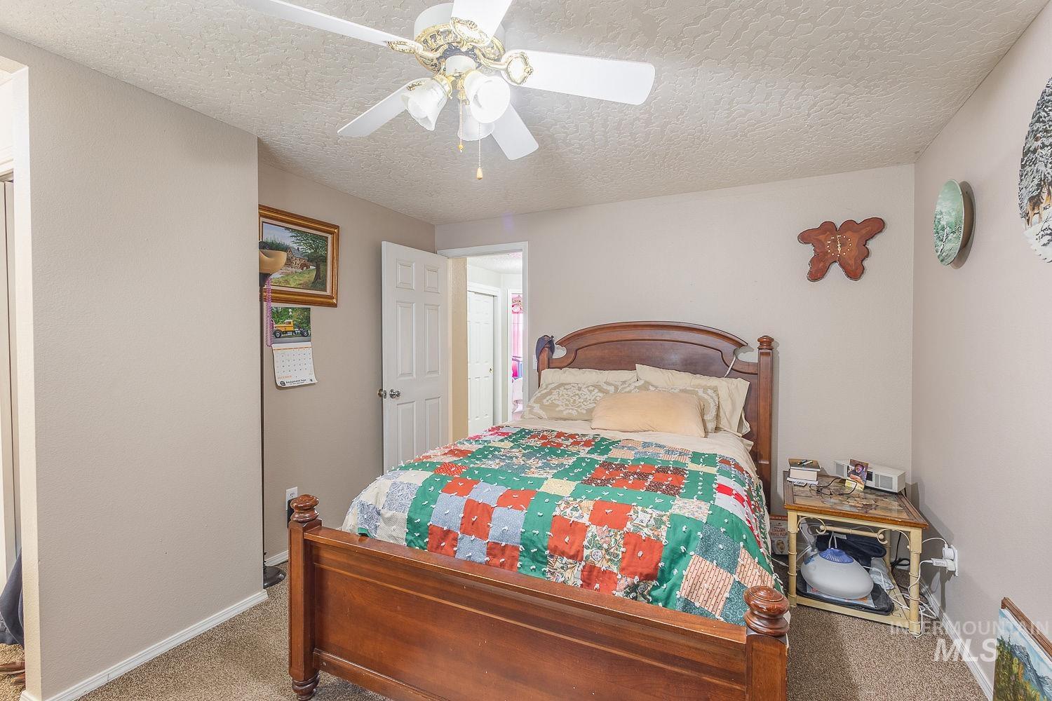 2909 Myrtlewood Way Property Photo 33