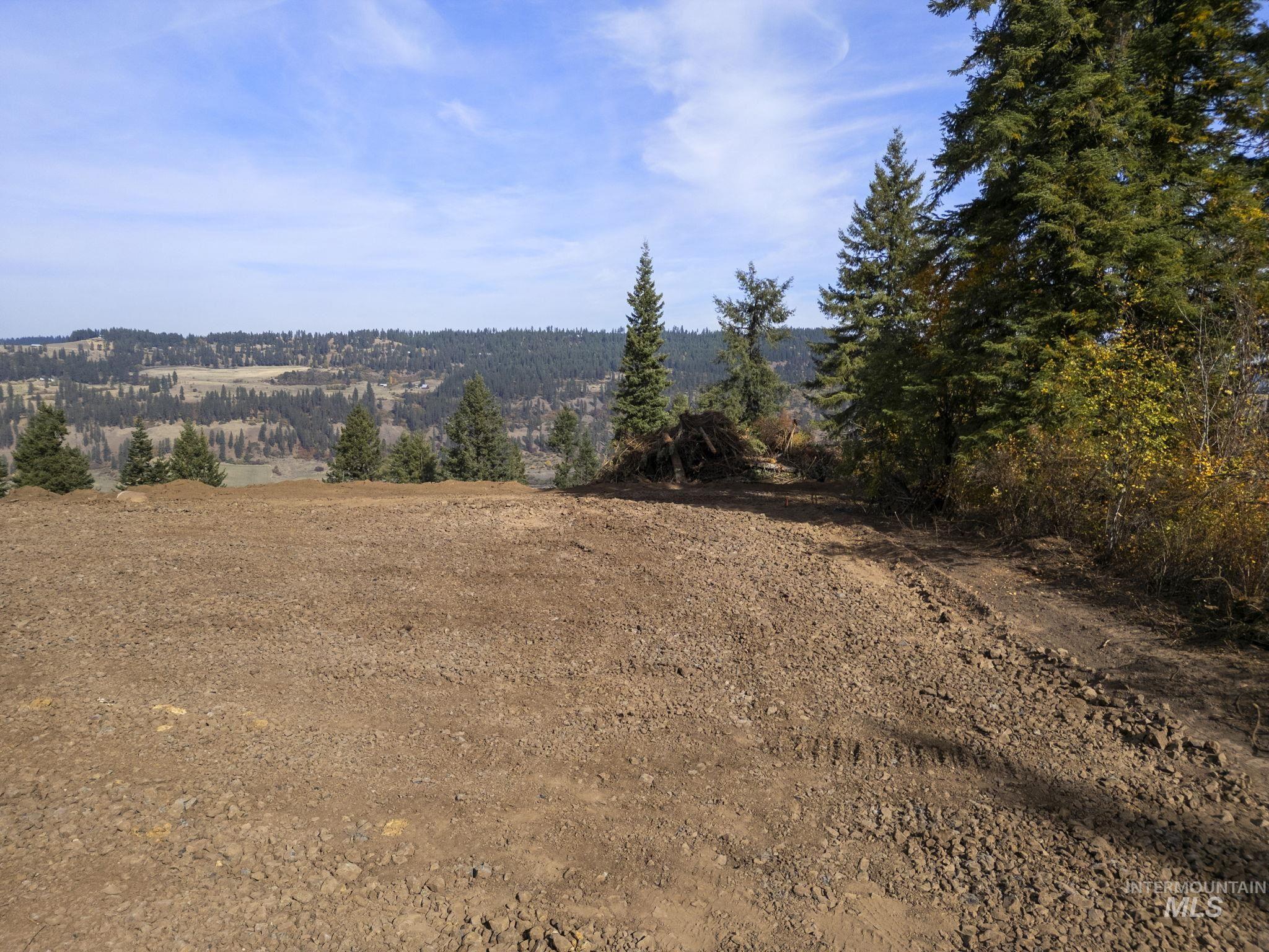 472 Mountain Top Drive Property Photo 11