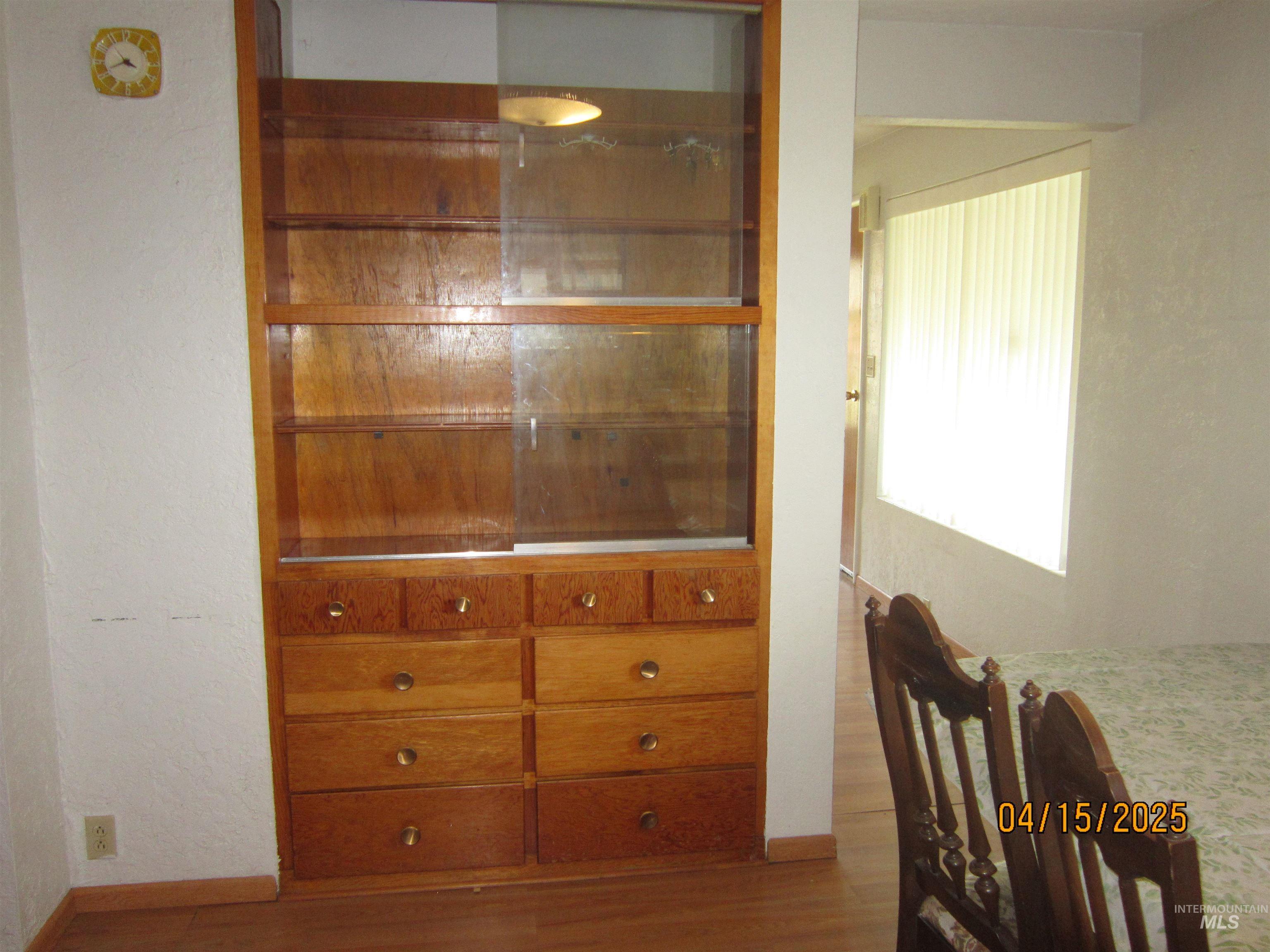 1015 Post Ln Property Photo 3