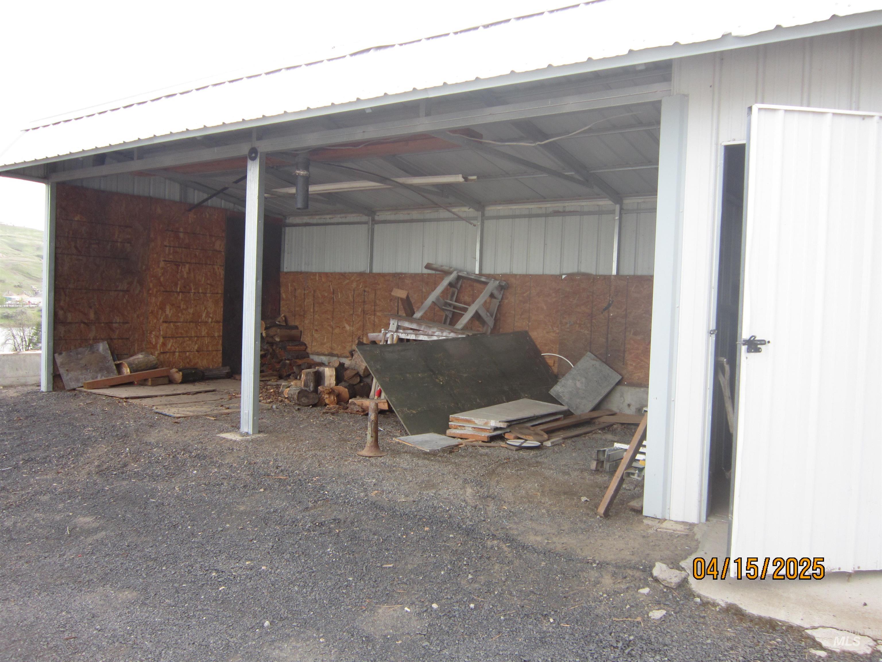 1015 Post Ln Property Photo 9