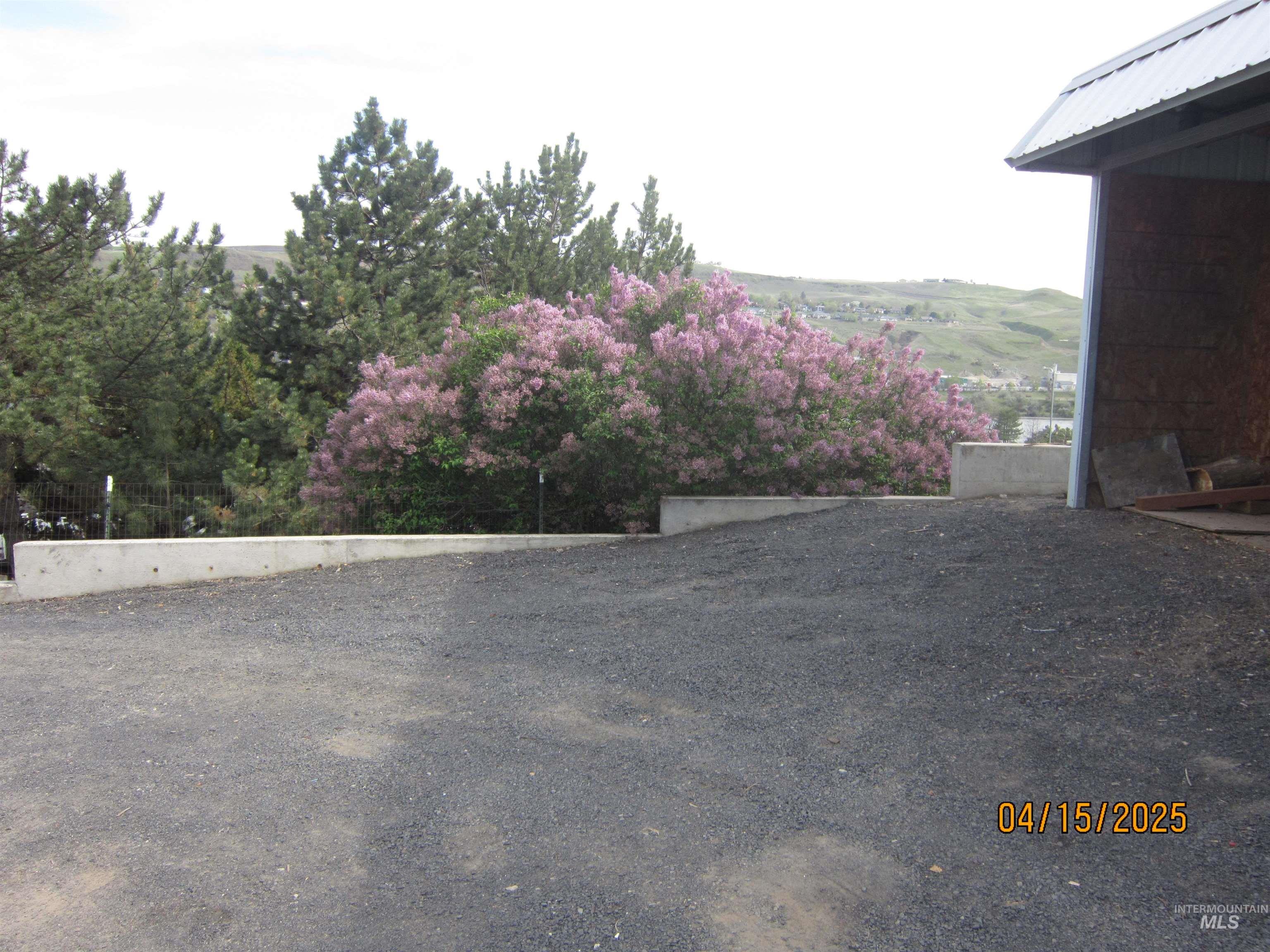 1015 Post Ln Property Photo 10