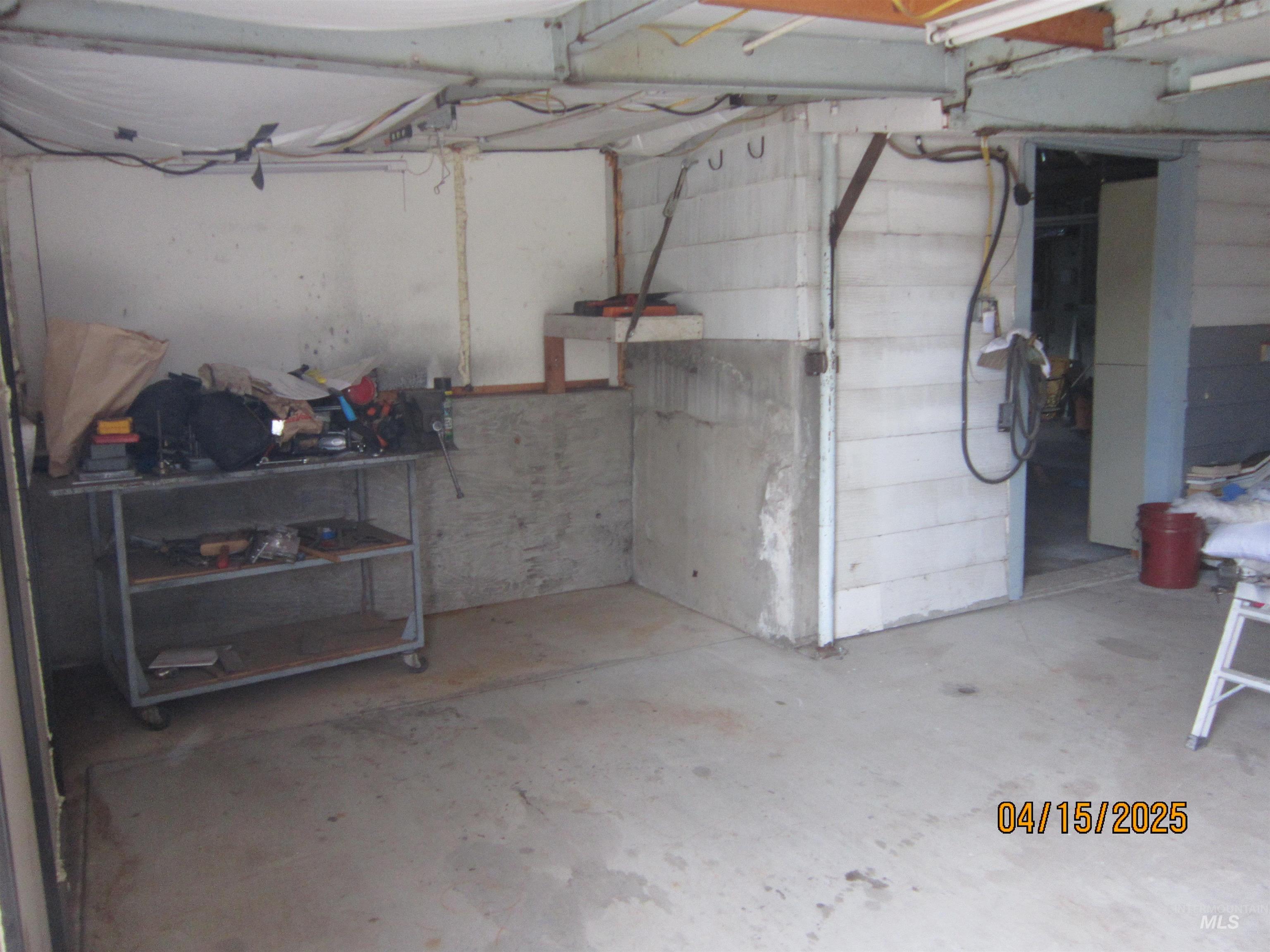1015 Post Ln Property Photo 11