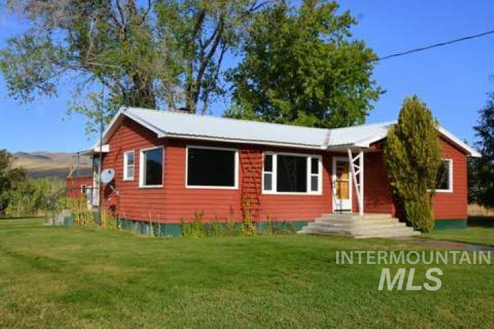 10964 Highway 75 Property Photo