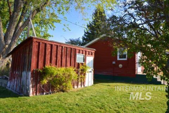 10964 Highway 75 Property Photo 8