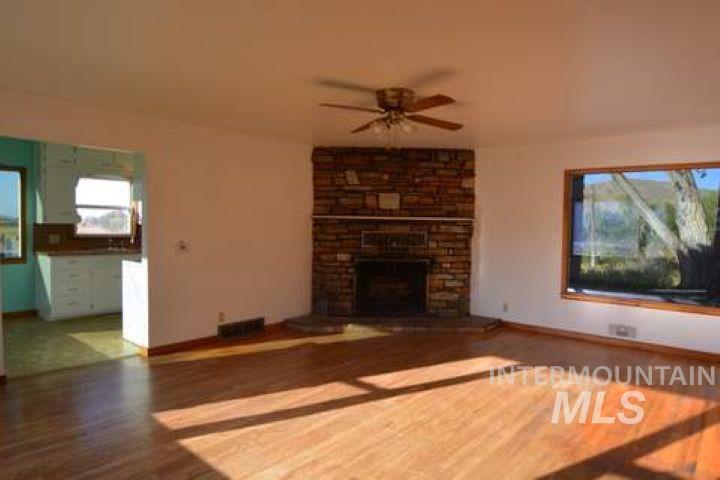 10964 Highway 75 Property Photo 14
