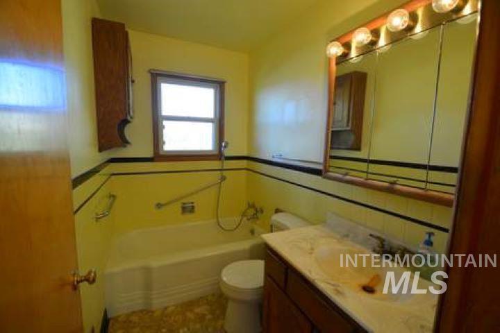 10964 Highway 75 Property Photo 17