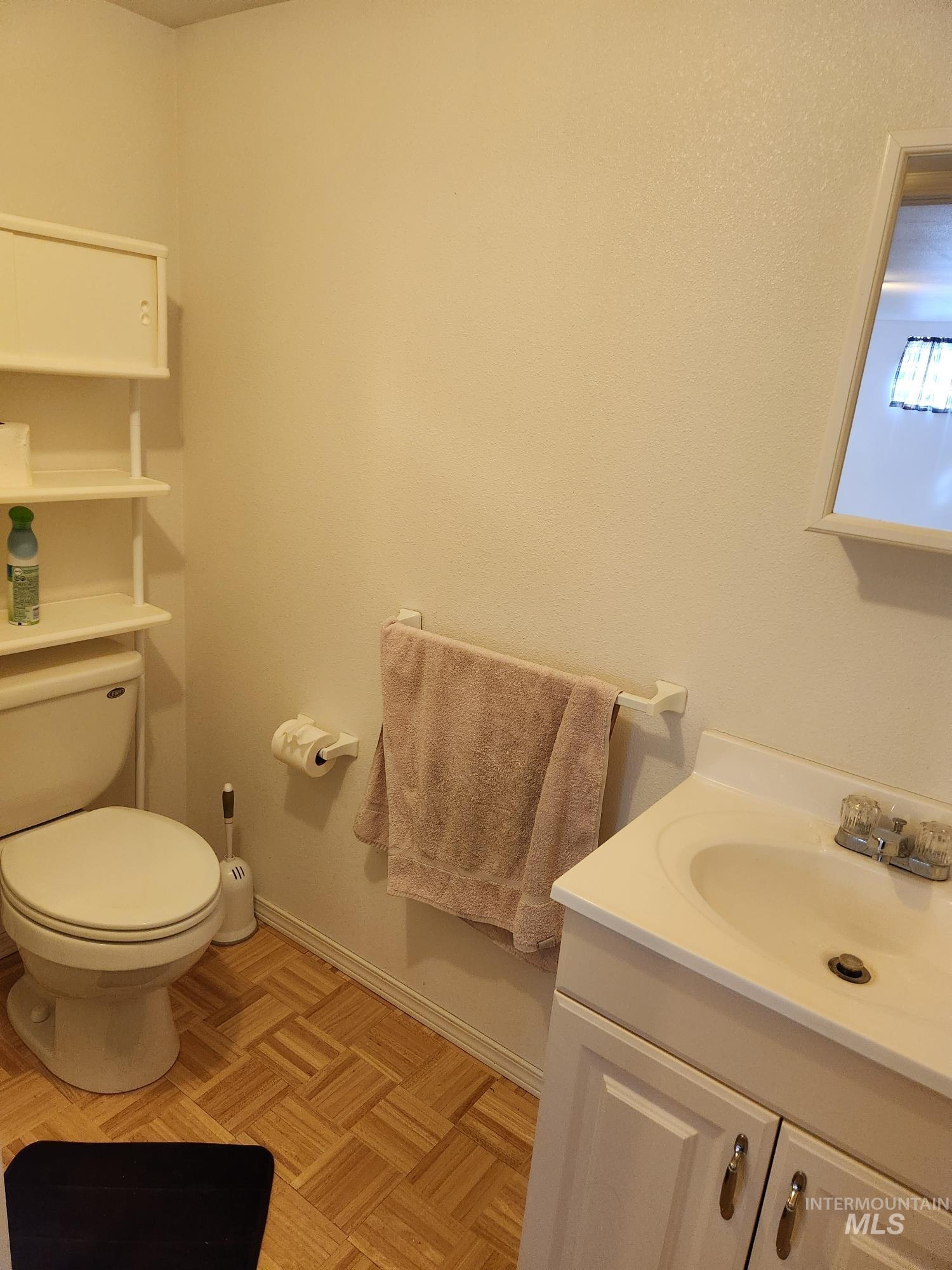 121 Madison Lane Property Photo 43