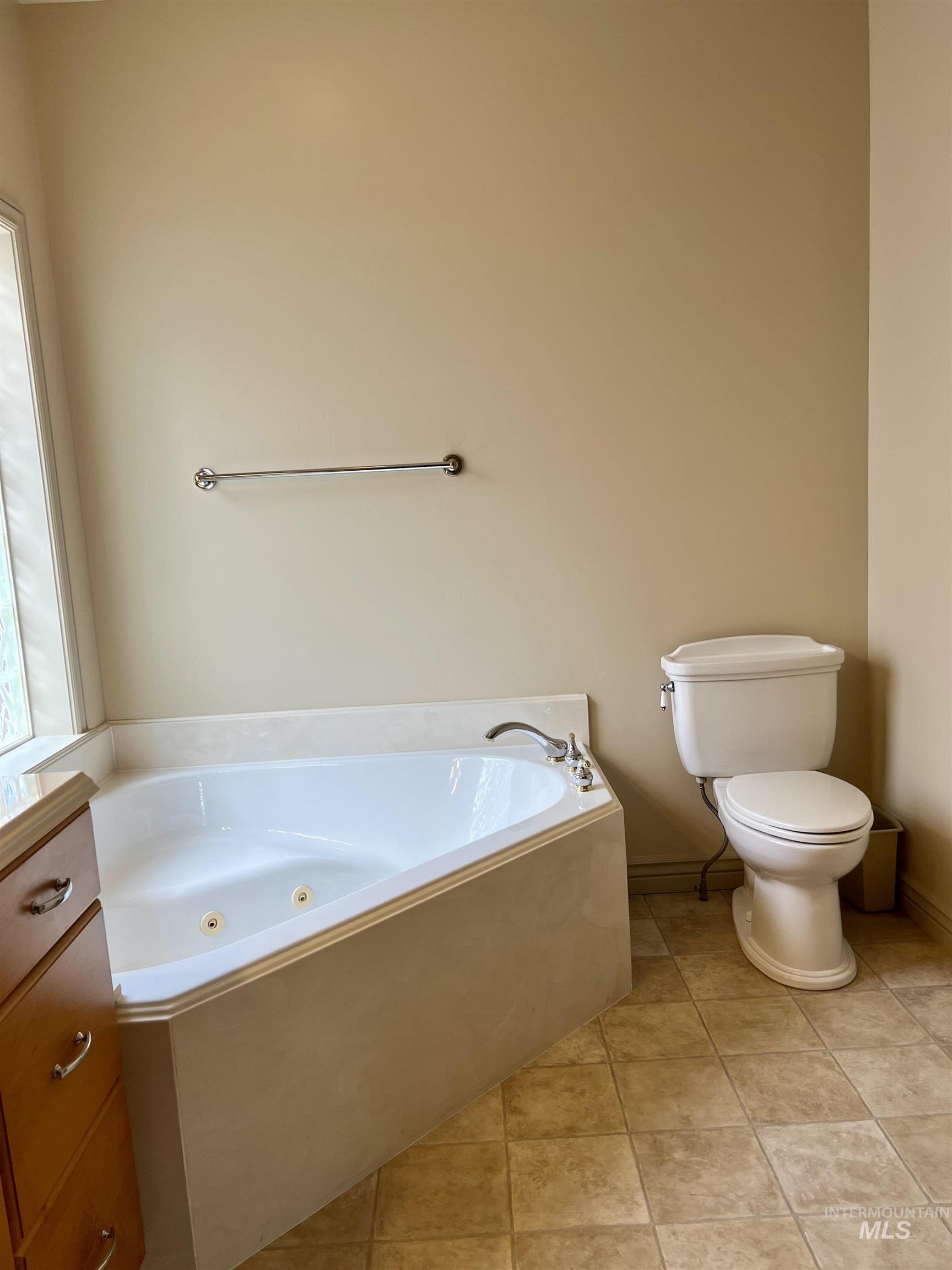 315 Shadetree Trail Property Photo 18