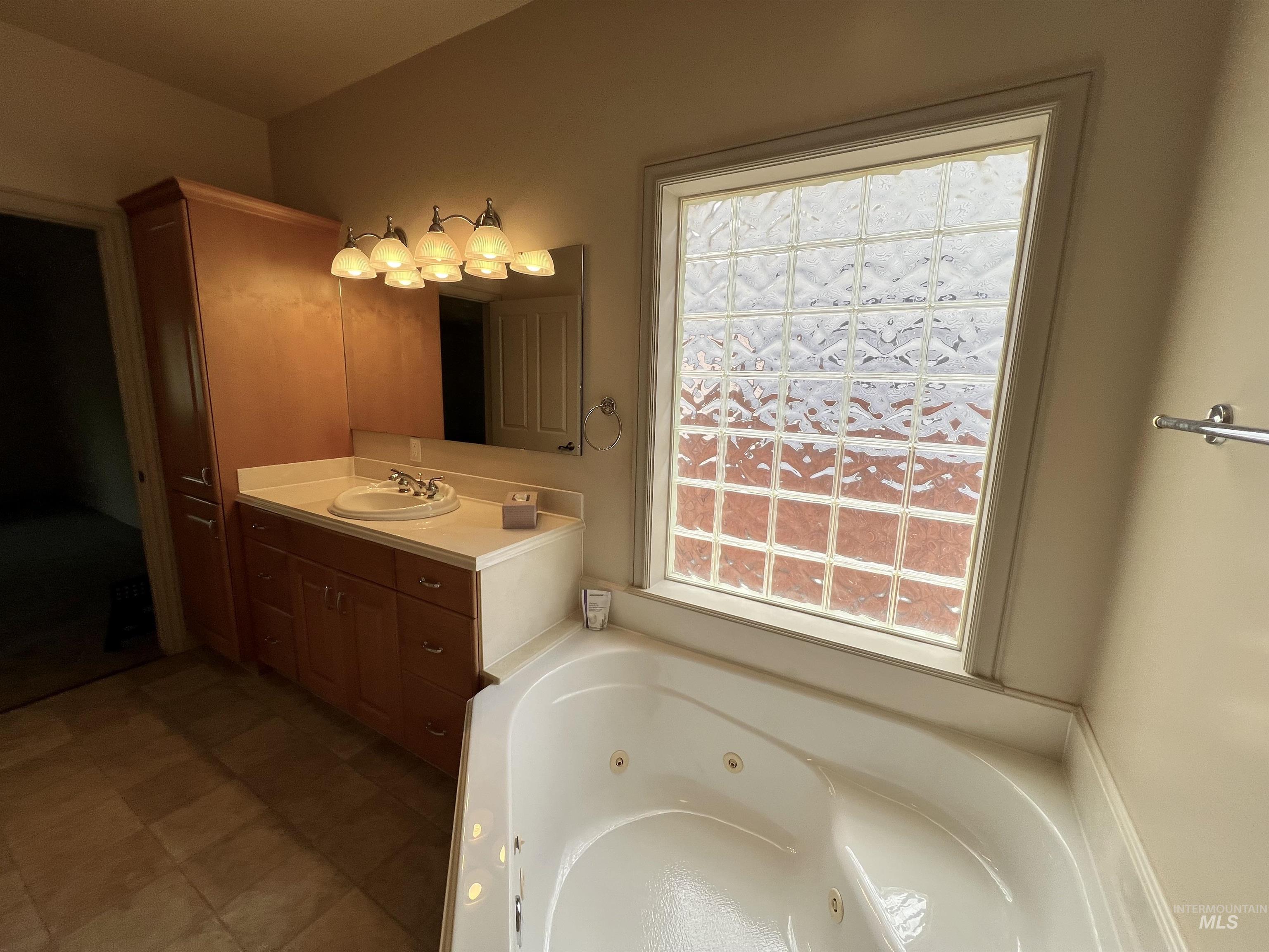 315 Shadetree Trail Property Photo 19