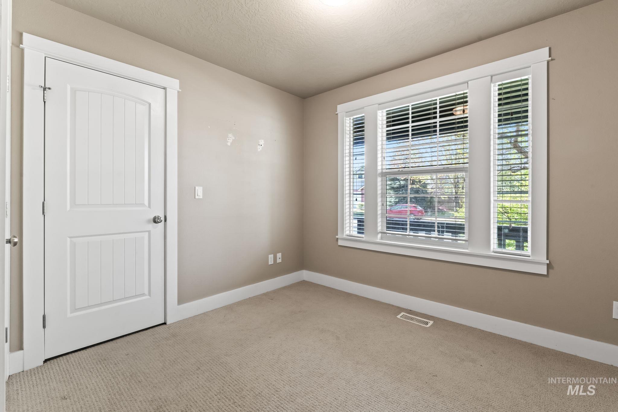 11298 W Goldenspire Dr Property Photo 5