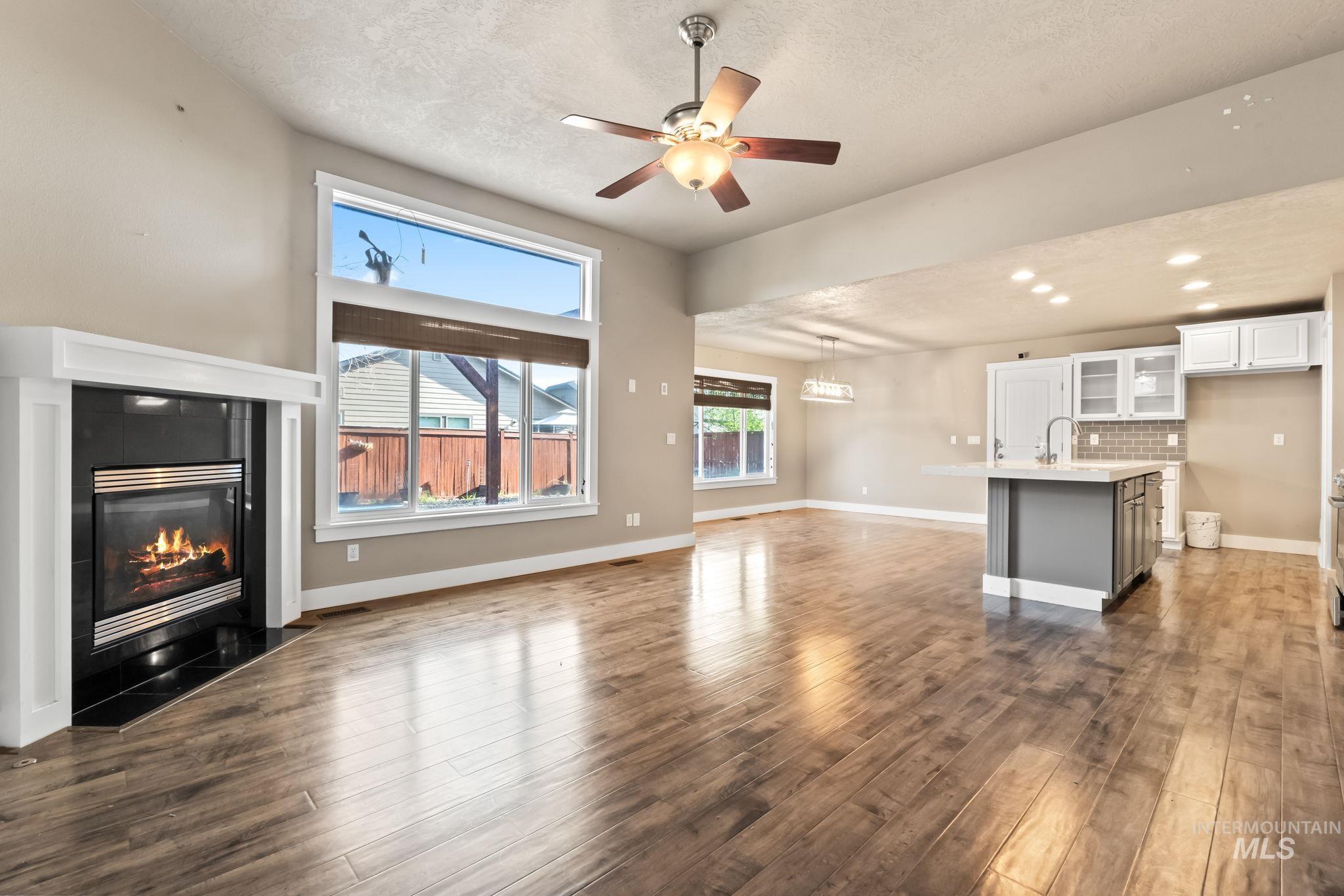 11298 W Goldenspire Dr Property Photo 8
