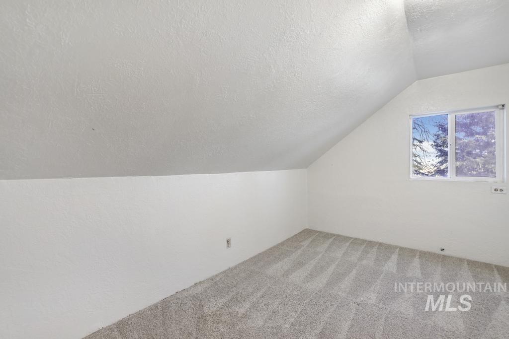 3321 Addison Ave E Property Photo 21