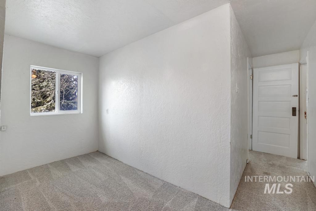 3321 Addison Ave E Property Photo 25