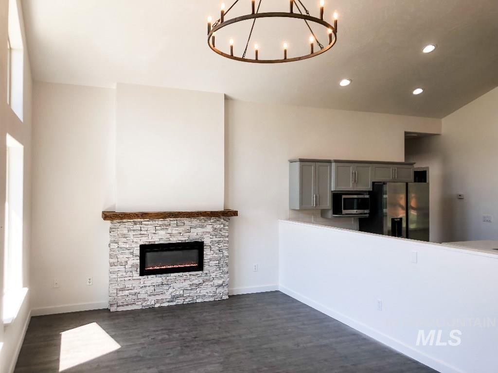 16 Timberline Drive Property Photo 7