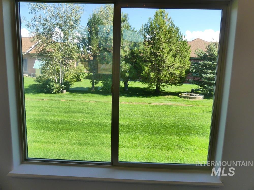 16 Timberline Drive Property Photo 22