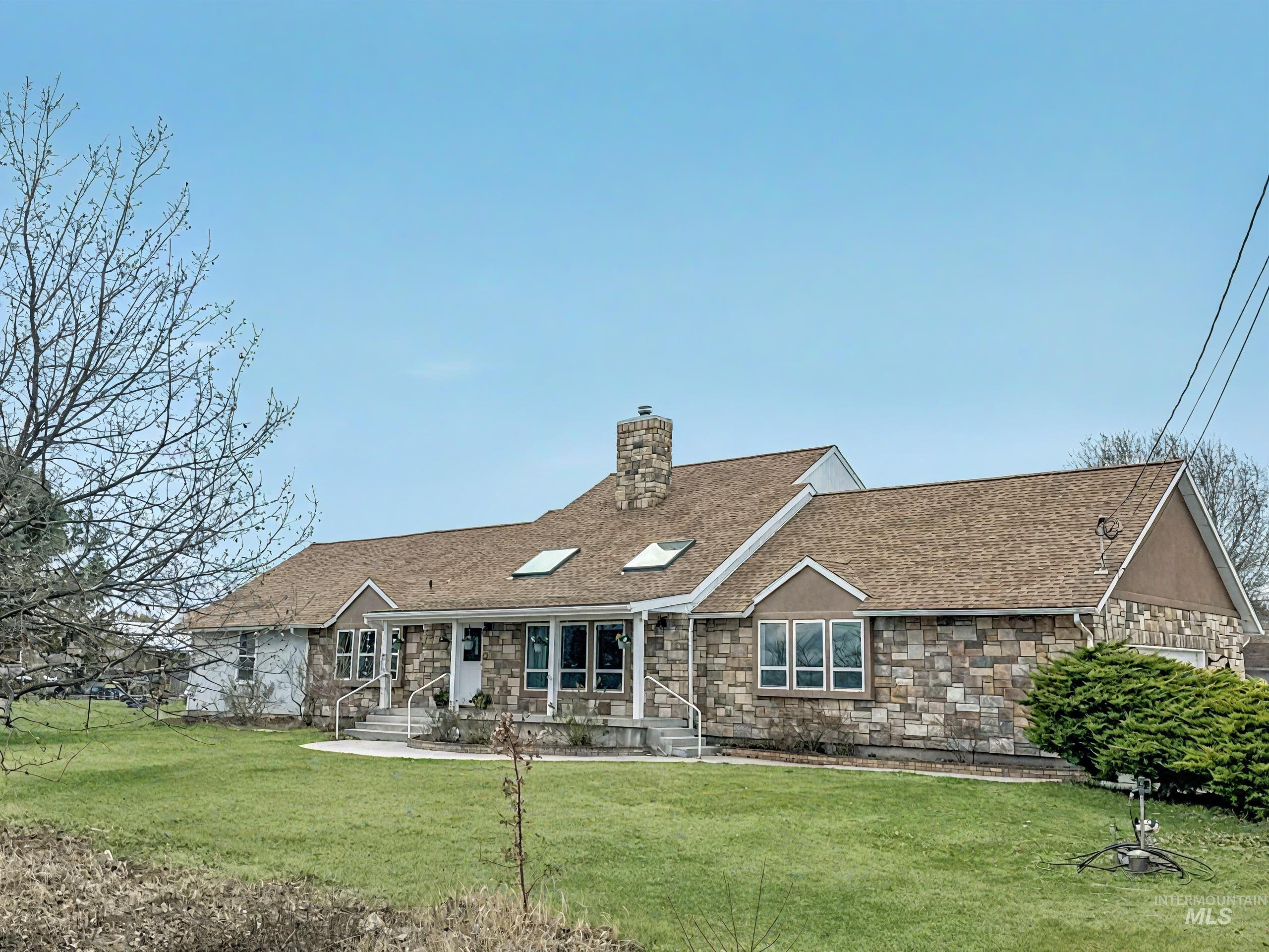 Bold Estates Real Estate Listings Main Image