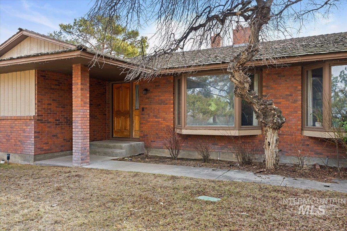 1846 S 1800 E Property Photo 9