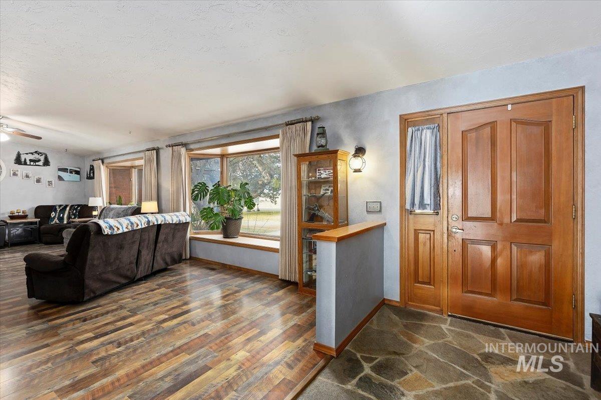 1846 S 1800 E Property Photo 10