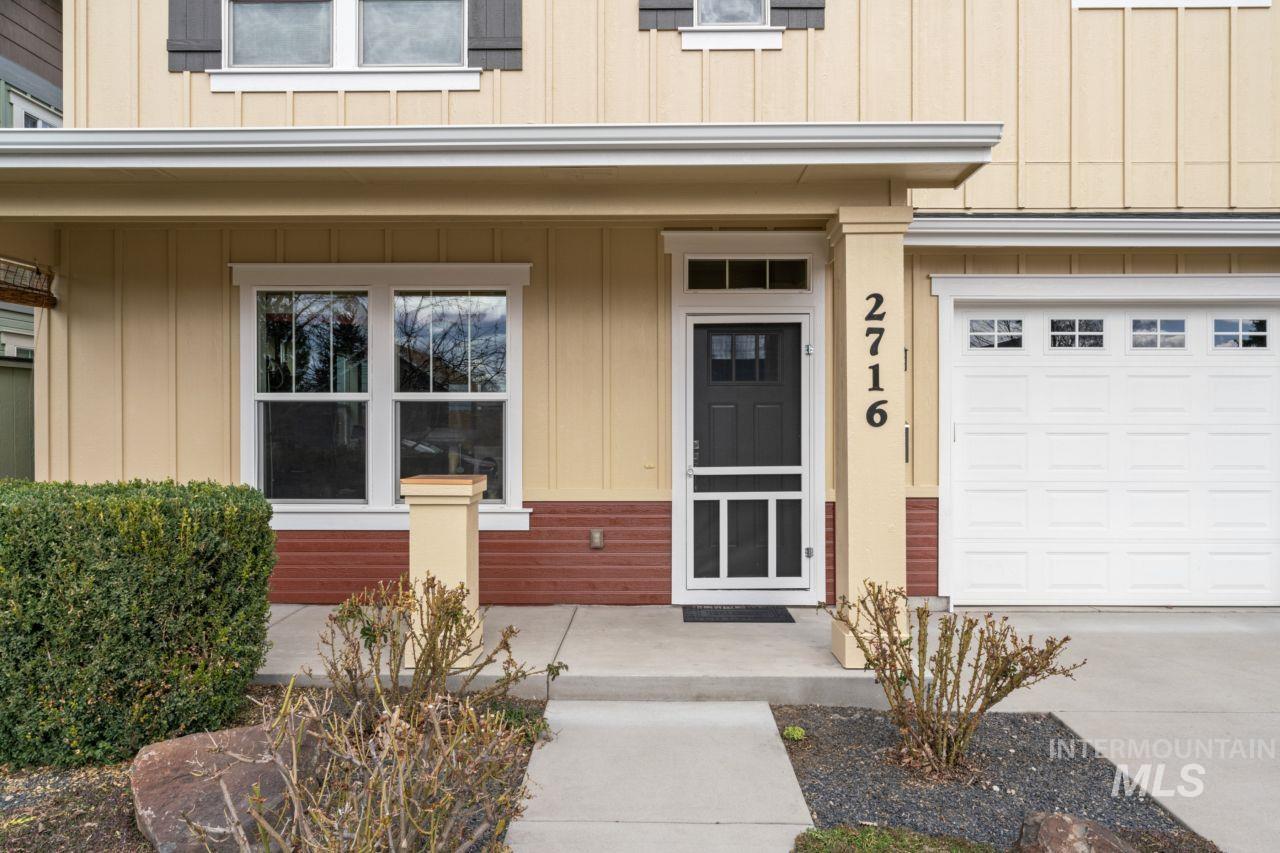 2716 W Madison Avenue Property Photo