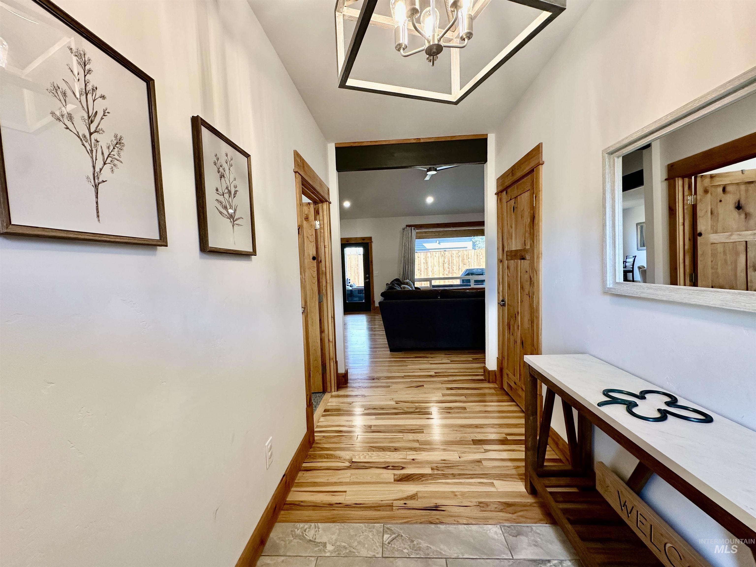 1321 Lande Ln Property Photo 3