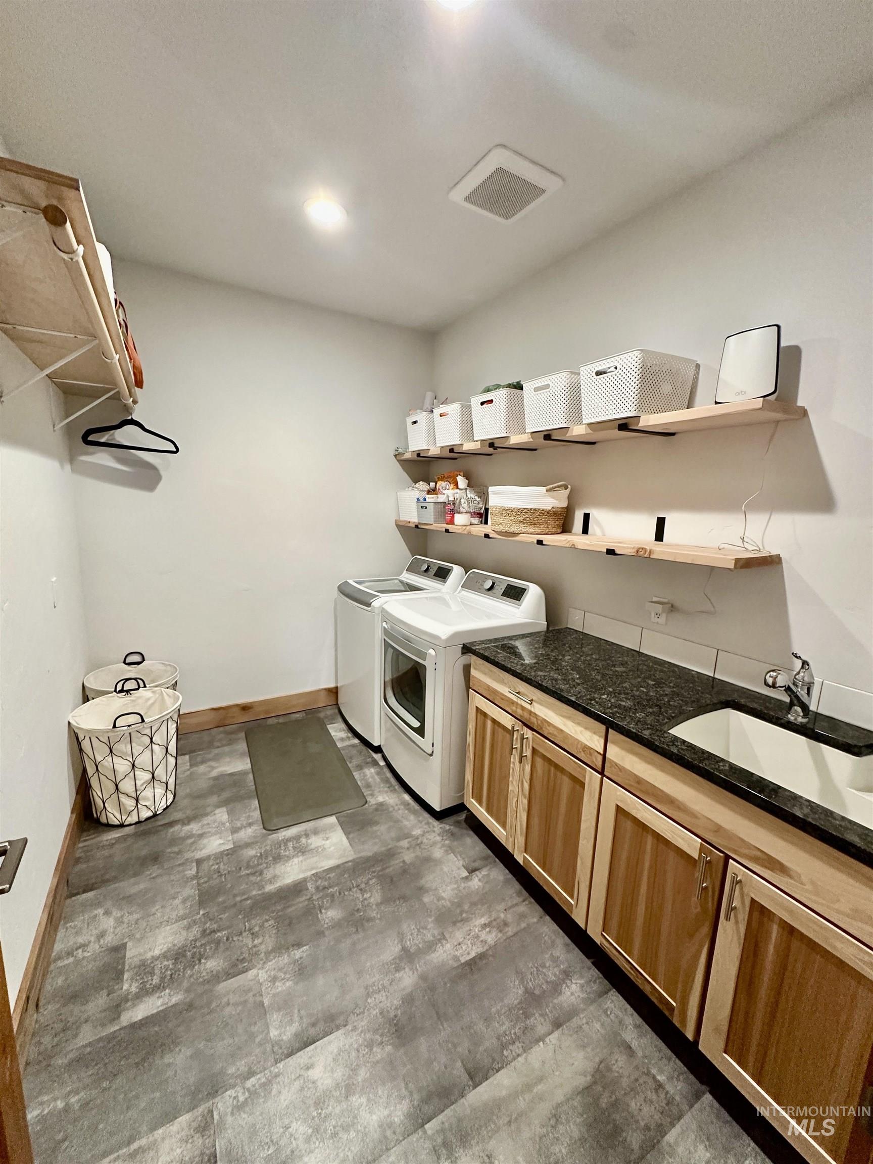 1321 Lande Ln Property Photo 26