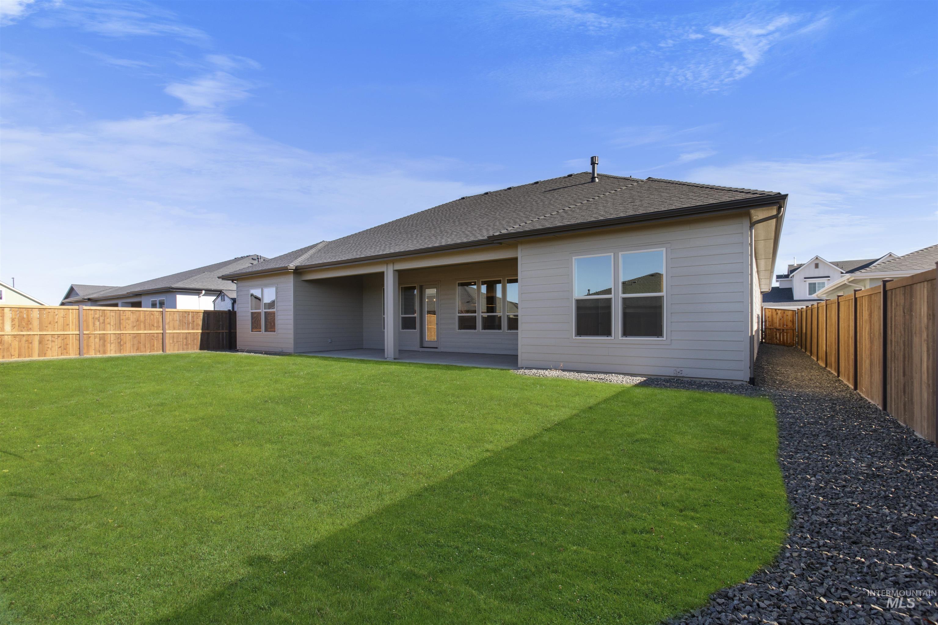 123 S Fusion Ave. Property Photo 23
