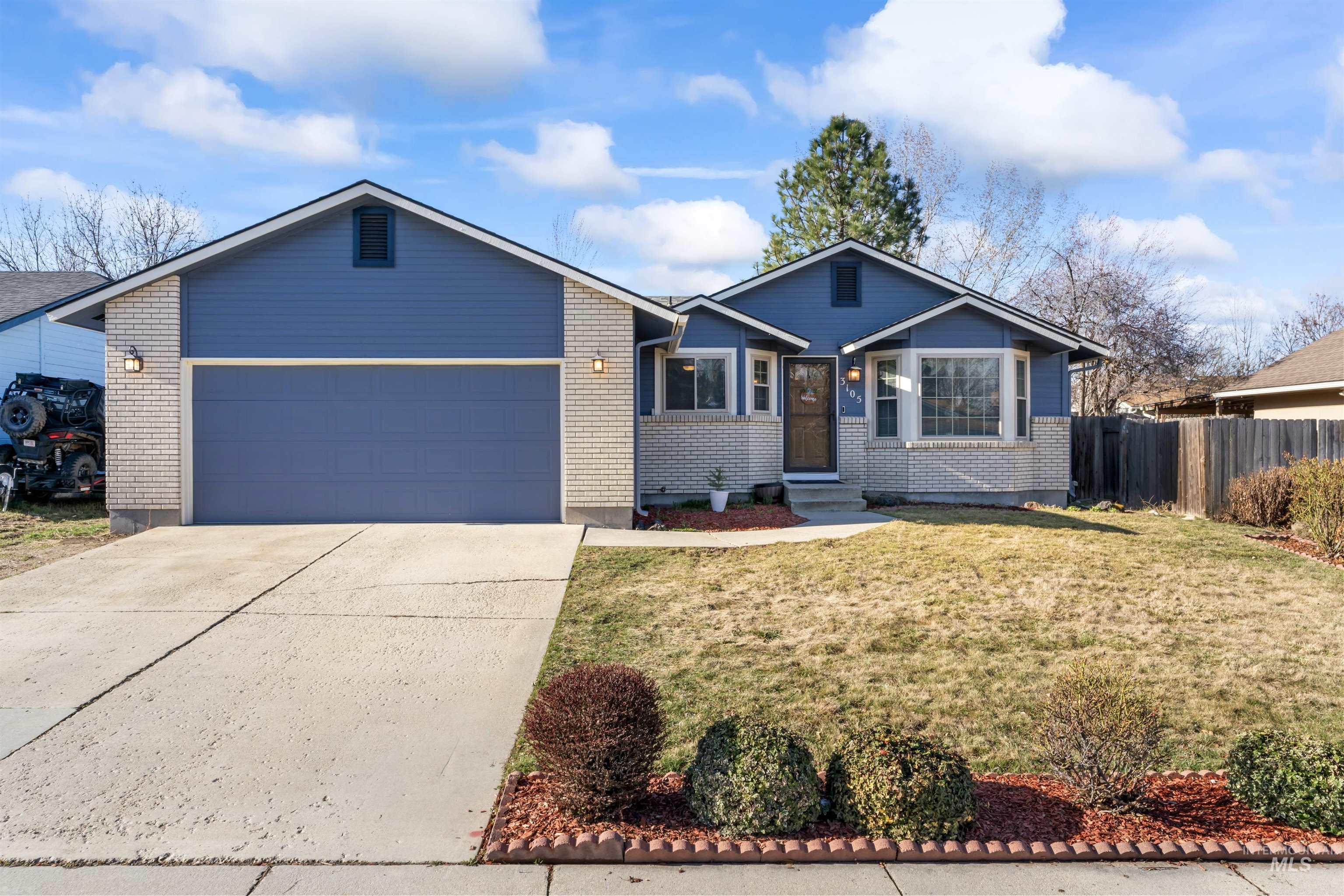3105 E Eastgate Dr. Property Photo 2