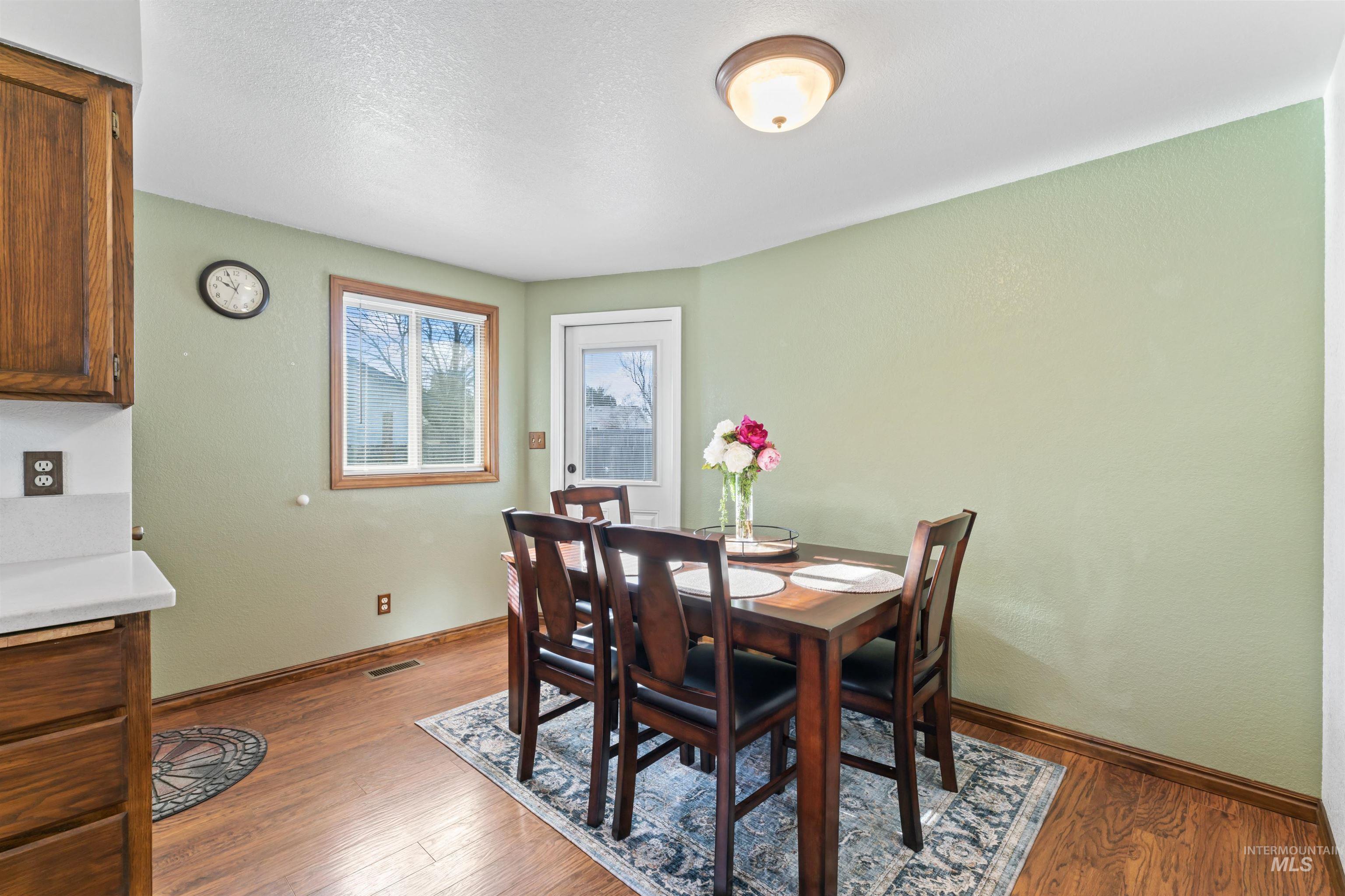 3105 E Eastgate Dr. Property Photo 13
