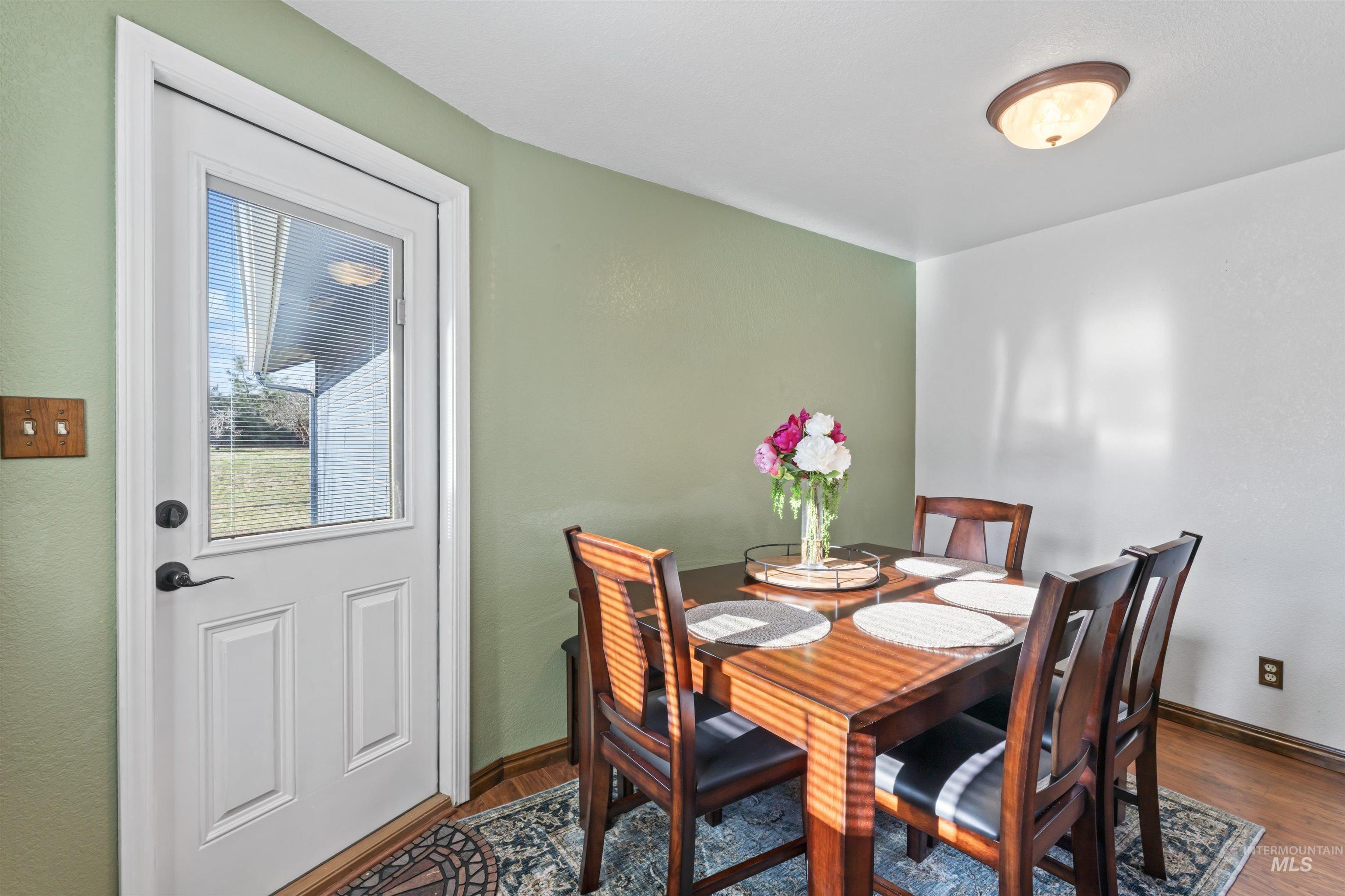 3105 E Eastgate Dr. Property Photo 14