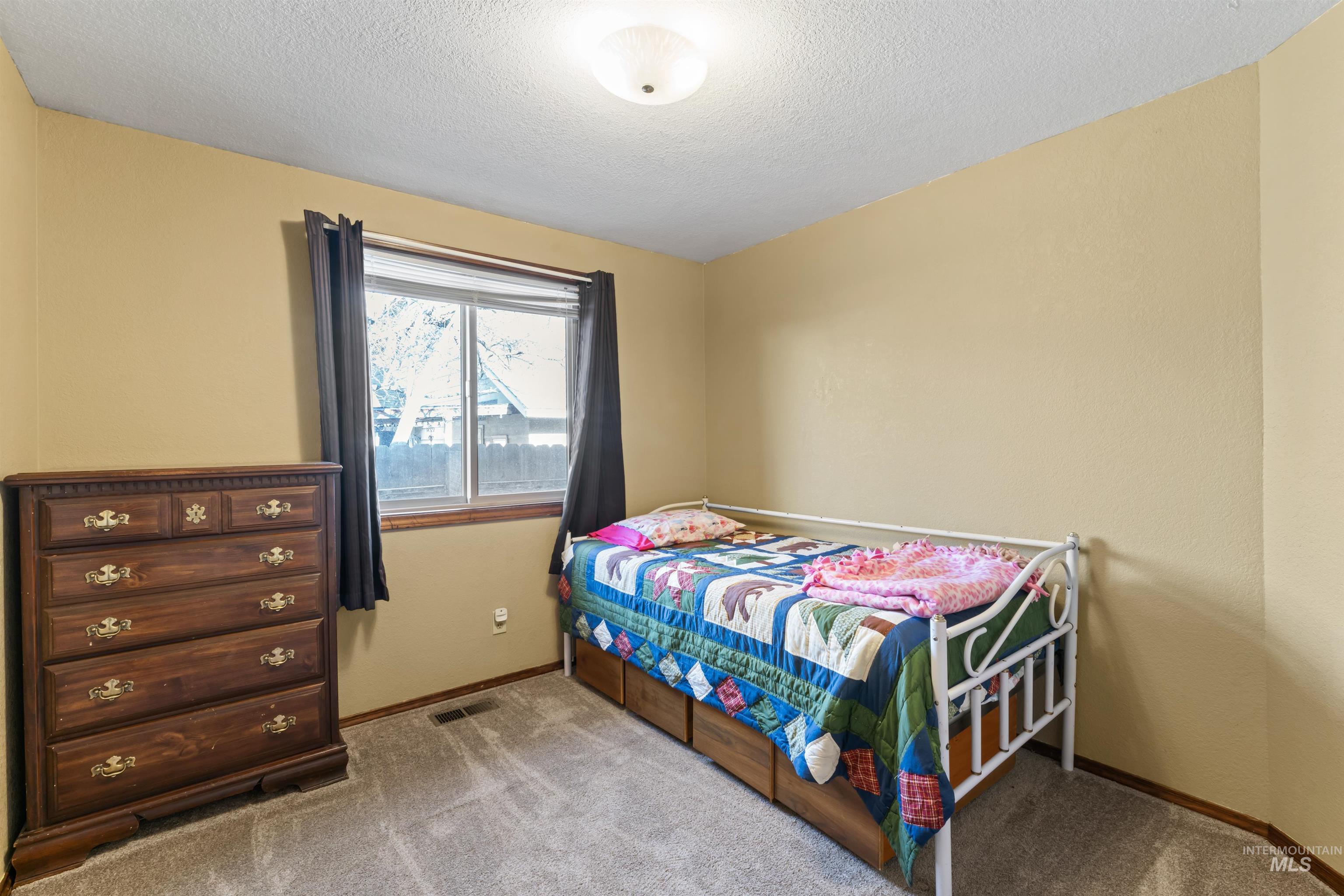 3105 E Eastgate Dr. Property Photo 23
