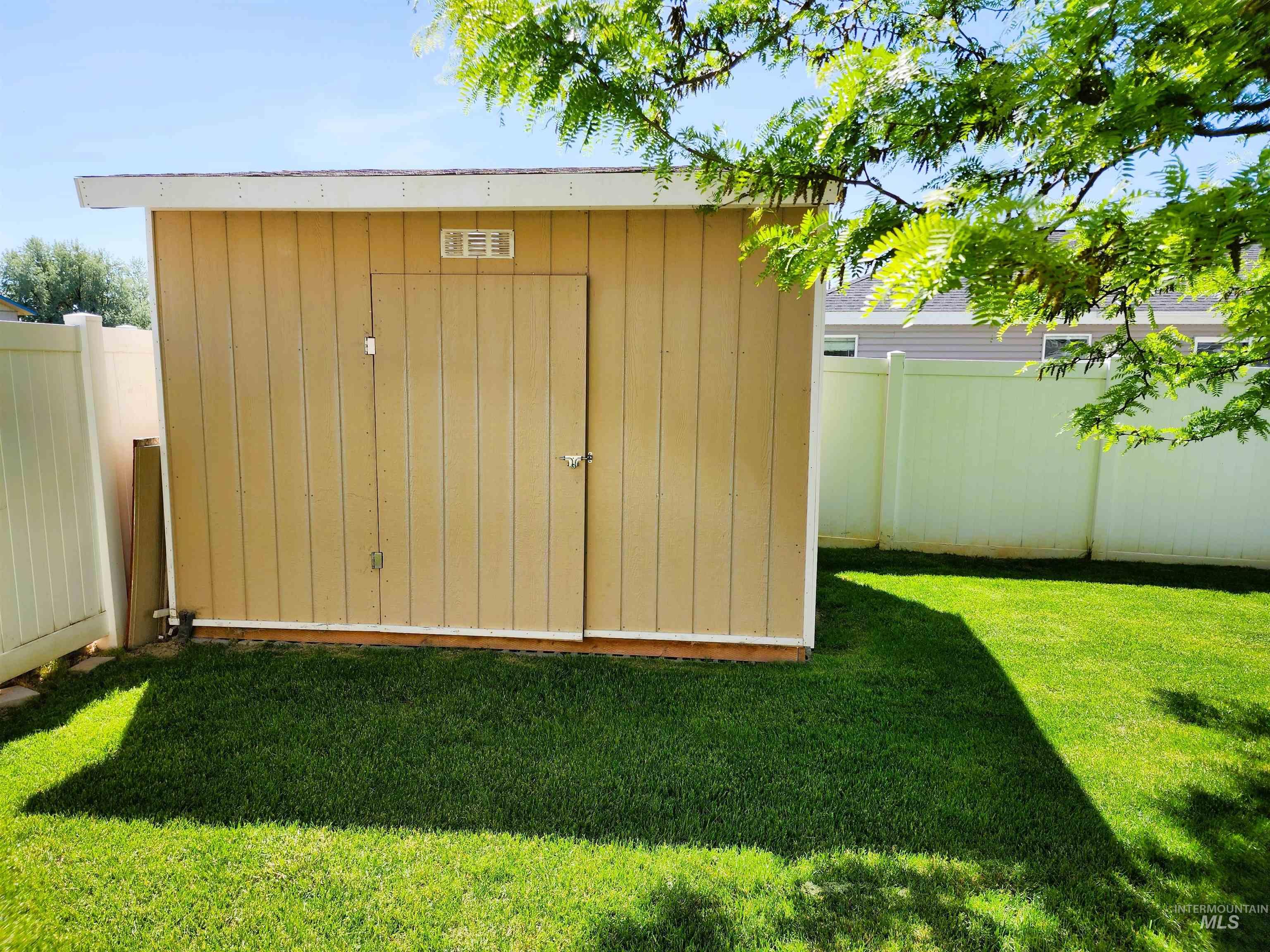 1691 Sundown Way Property Photo 18