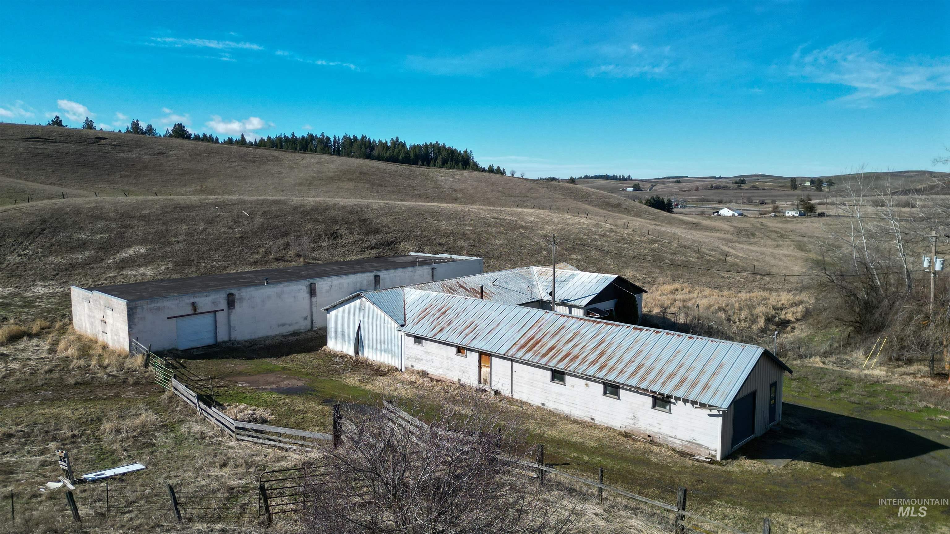 5928 Highway 95 N Property Photo 2