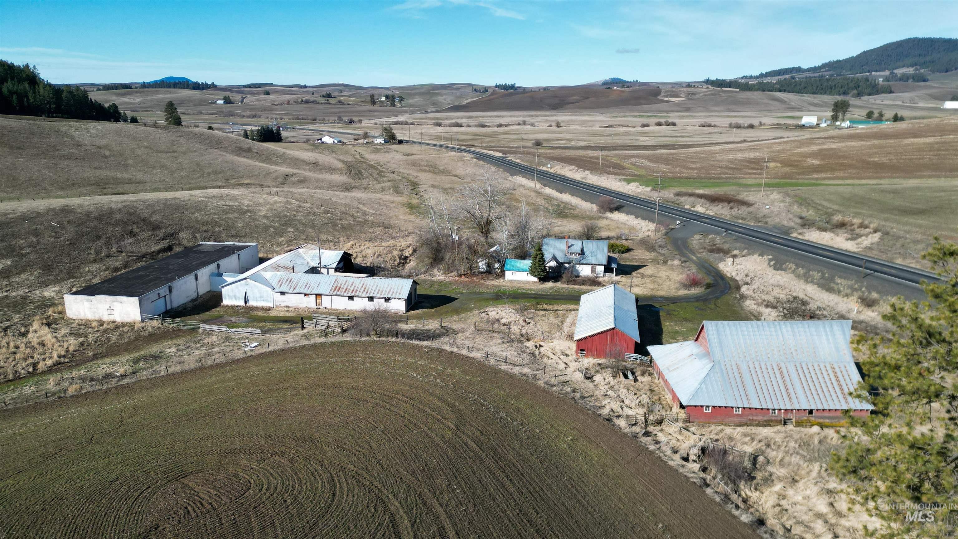 5928 Highway 95 N Property Photo 5
