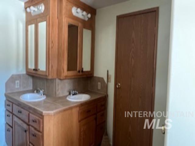 24 Castle Meadow Dr Property Photo 15