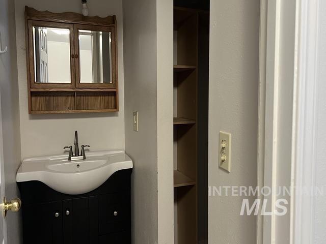 24 Castle Meadow Dr Property Photo 25