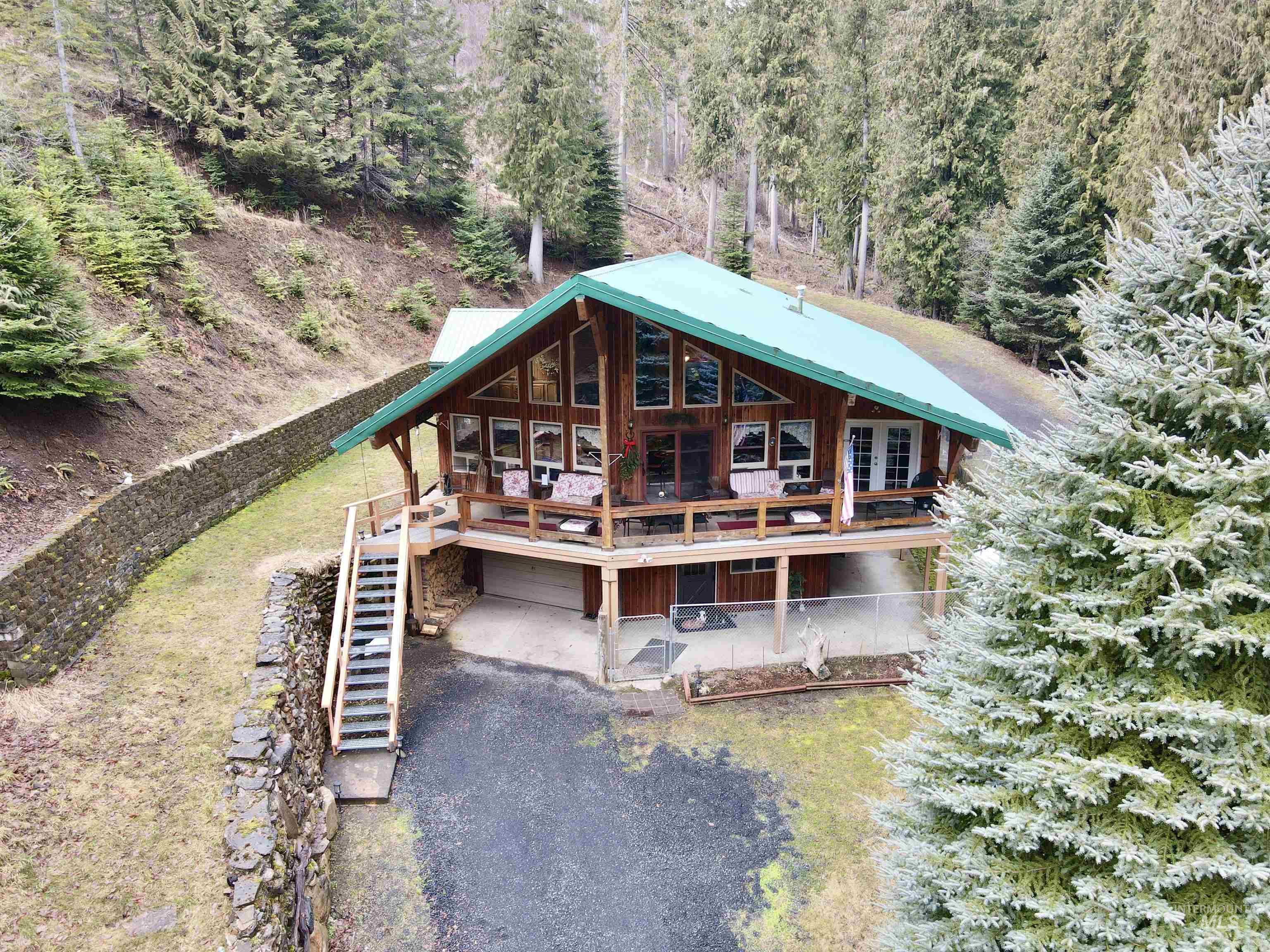 137 Swiftwater Road Property Photo