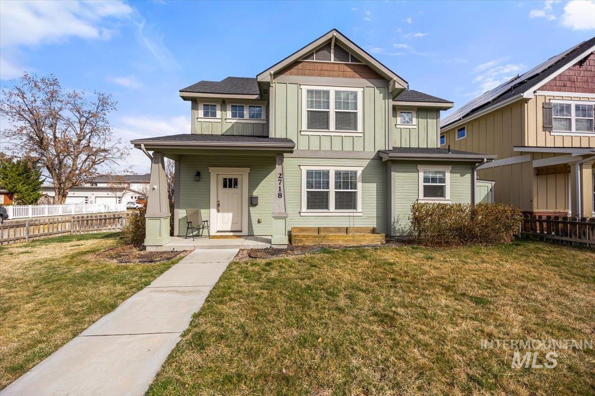 2718 W Madison Ave Property Photo