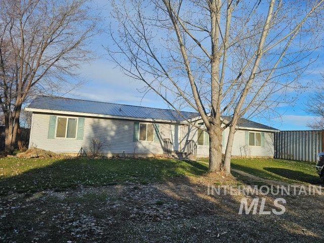 606 Peach Lane Property Photo