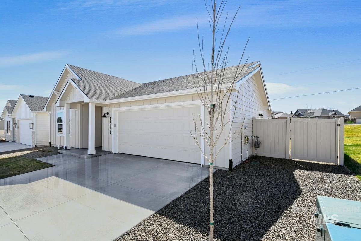 11551 W Black Dog Dr. Property Photo 16