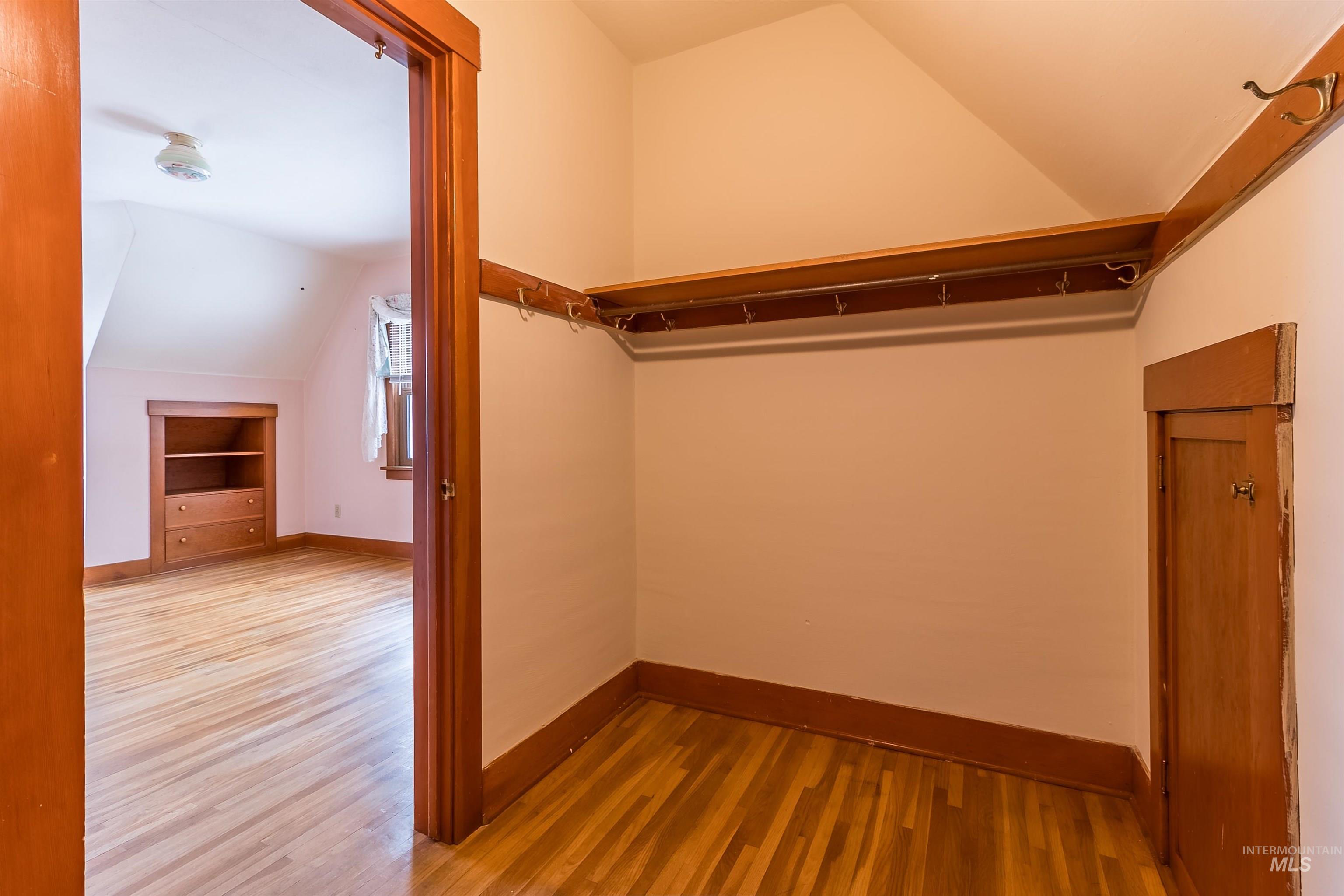 1106 E 6th Street Property Photo 35