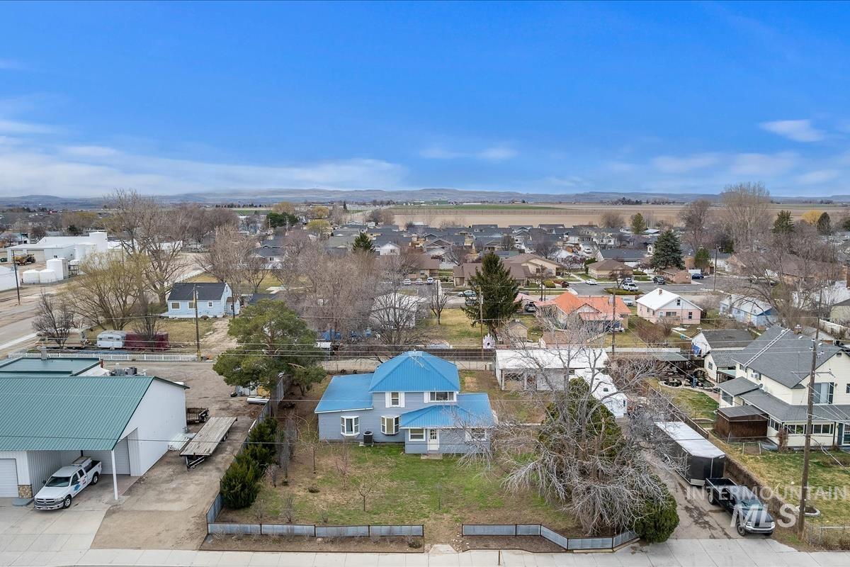115 5th St Property Photo