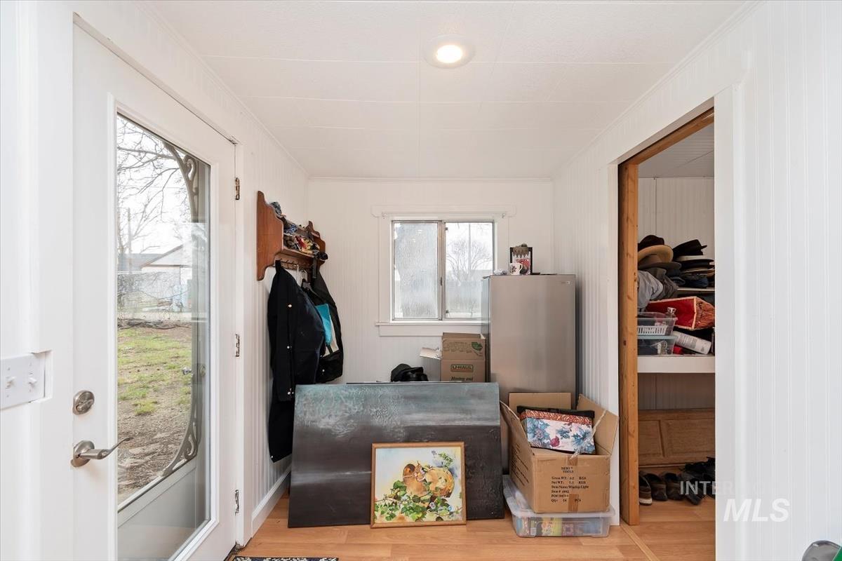 115 5th St Property Photo 24