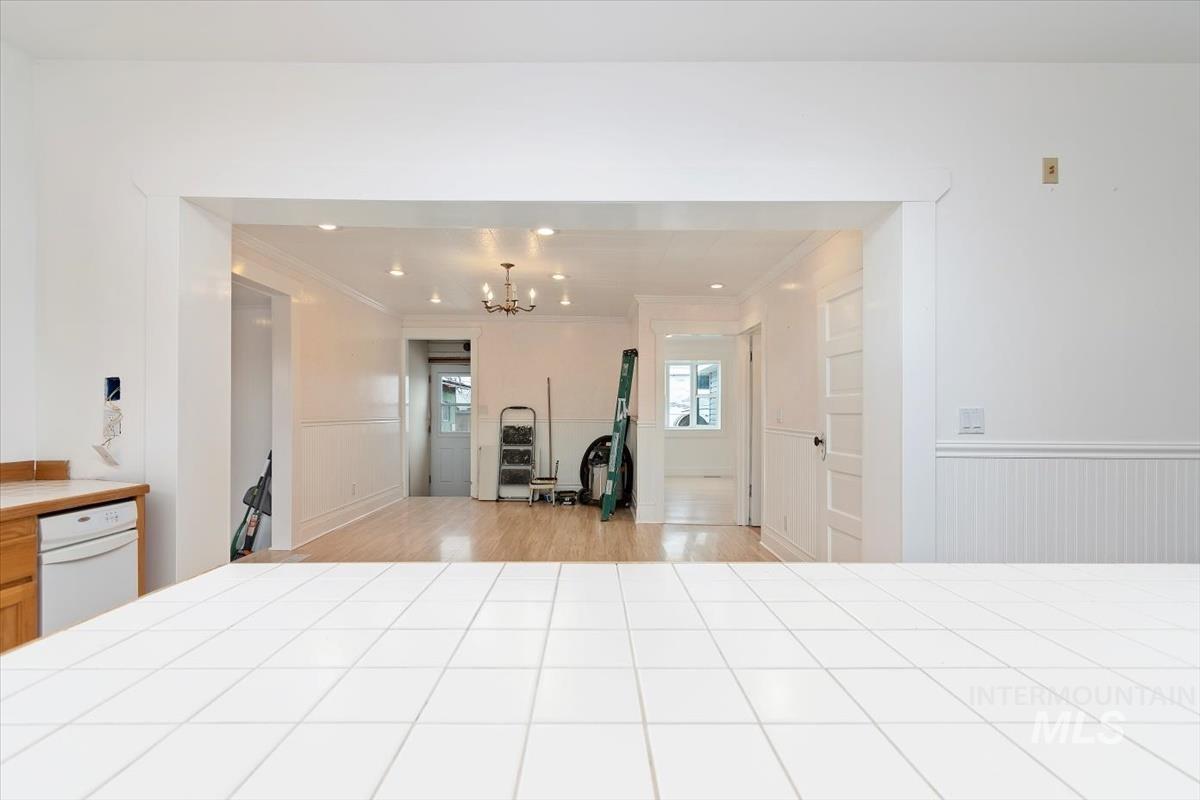 115 5th St Property Photo 32