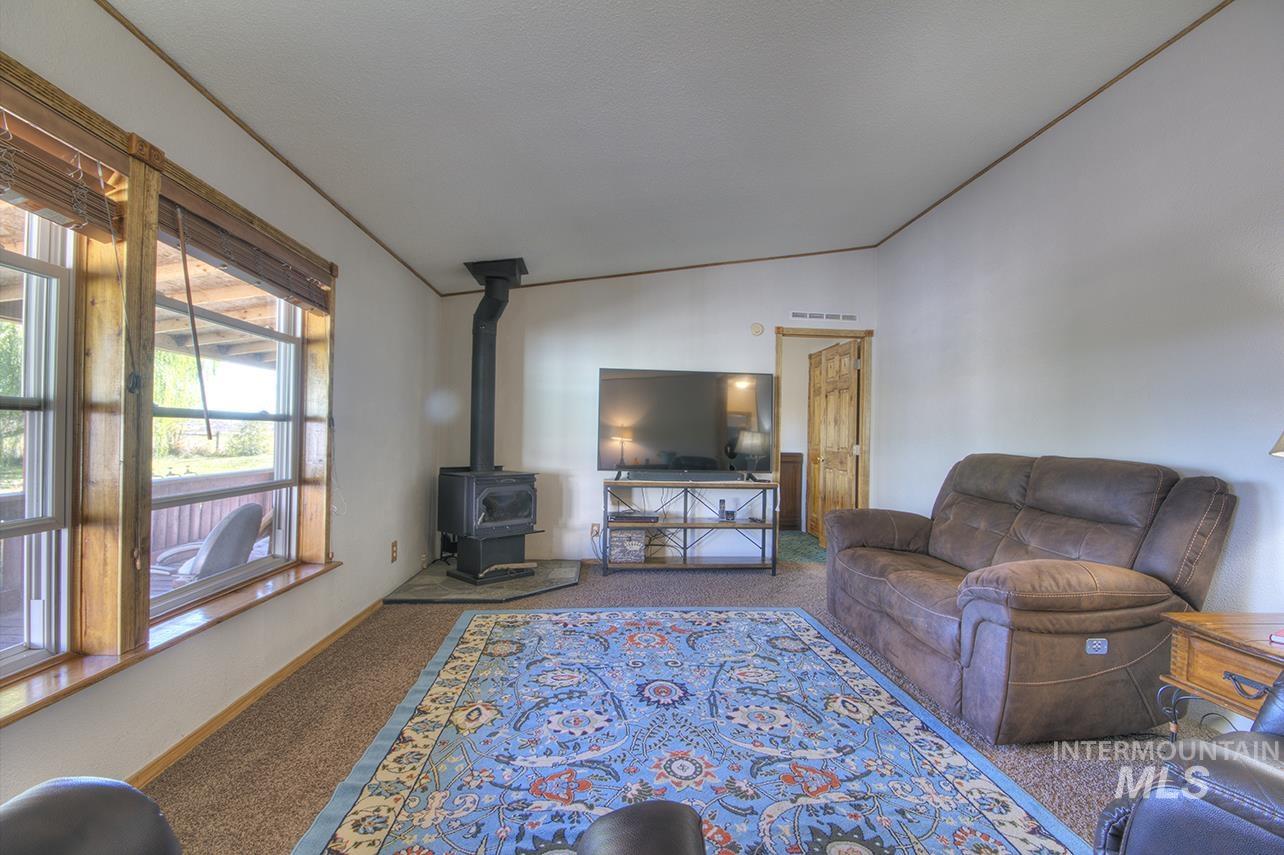 2625 Berglund Rd. Property Photo 11