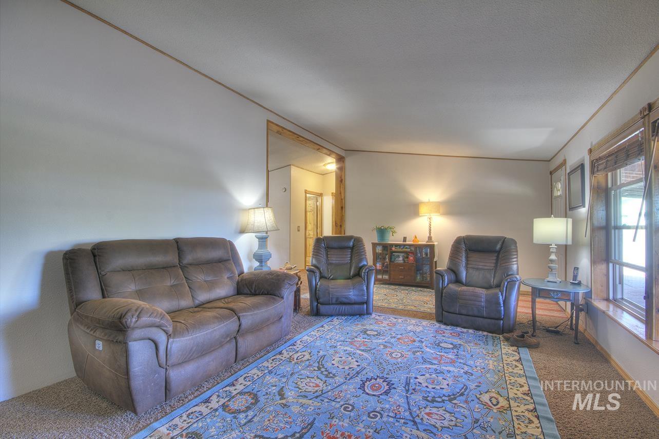 2625 Berglund Rd. Property Photo 12